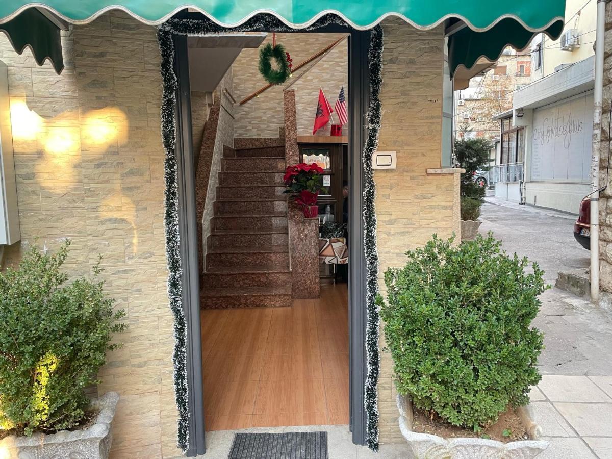 Tirana Inn Hotel Bagian luar foto