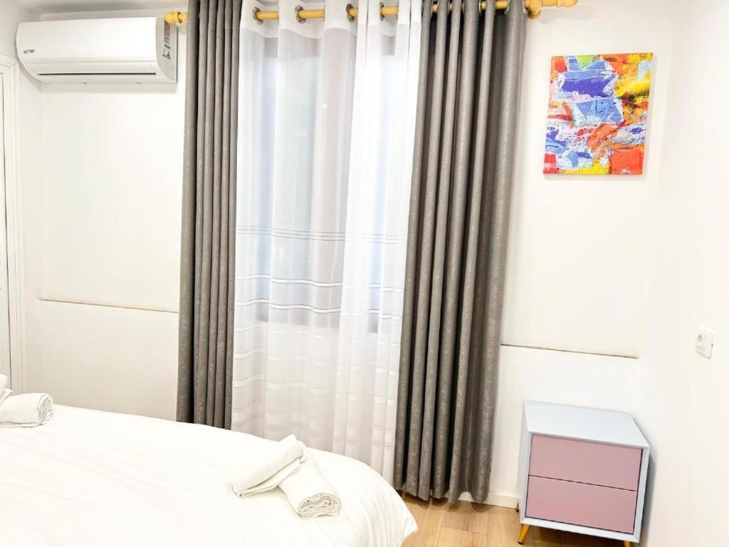 Tirana Inn Hotel Bagian luar foto