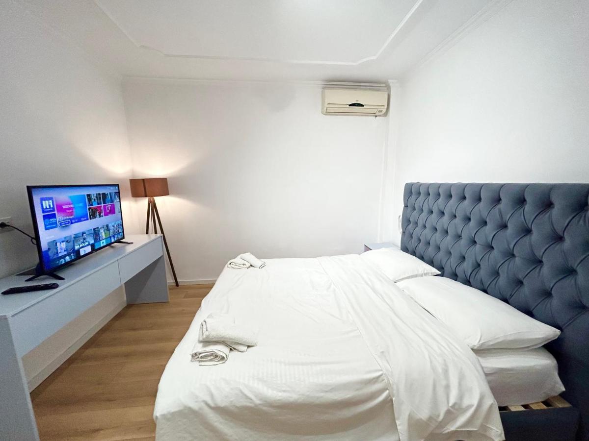 Tirana Inn Hotel Bagian luar foto