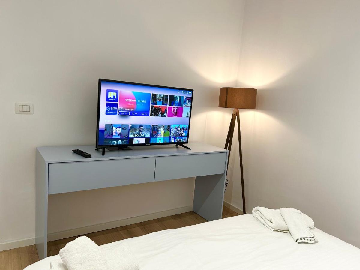 Tirana Inn Hotel Bagian luar foto
