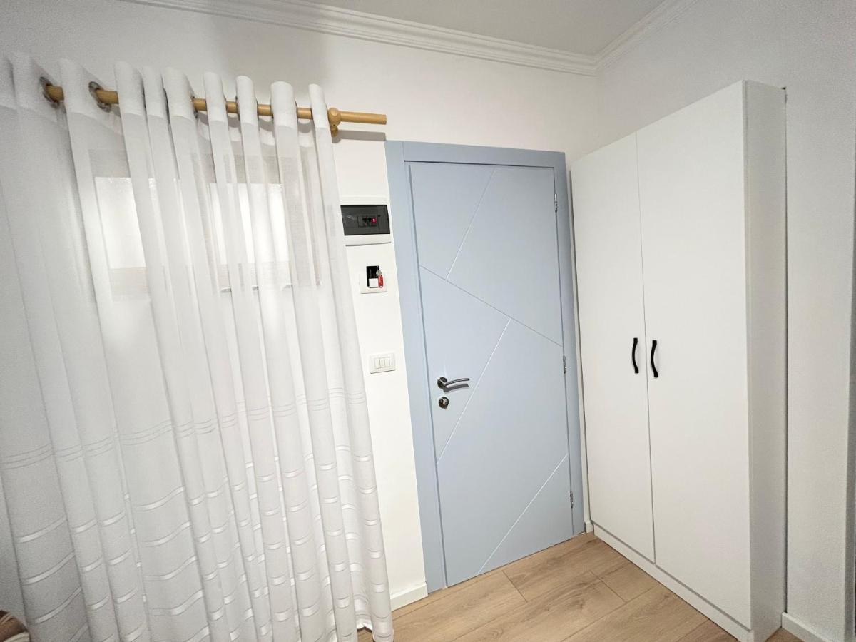 Tirana Inn Hotel Bagian luar foto