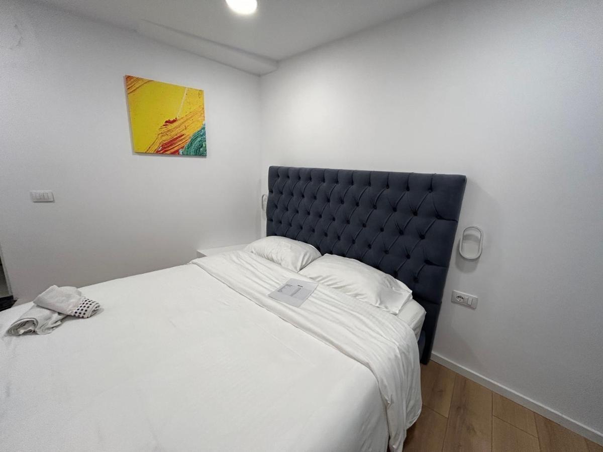 Tirana Inn Hotel Bagian luar foto