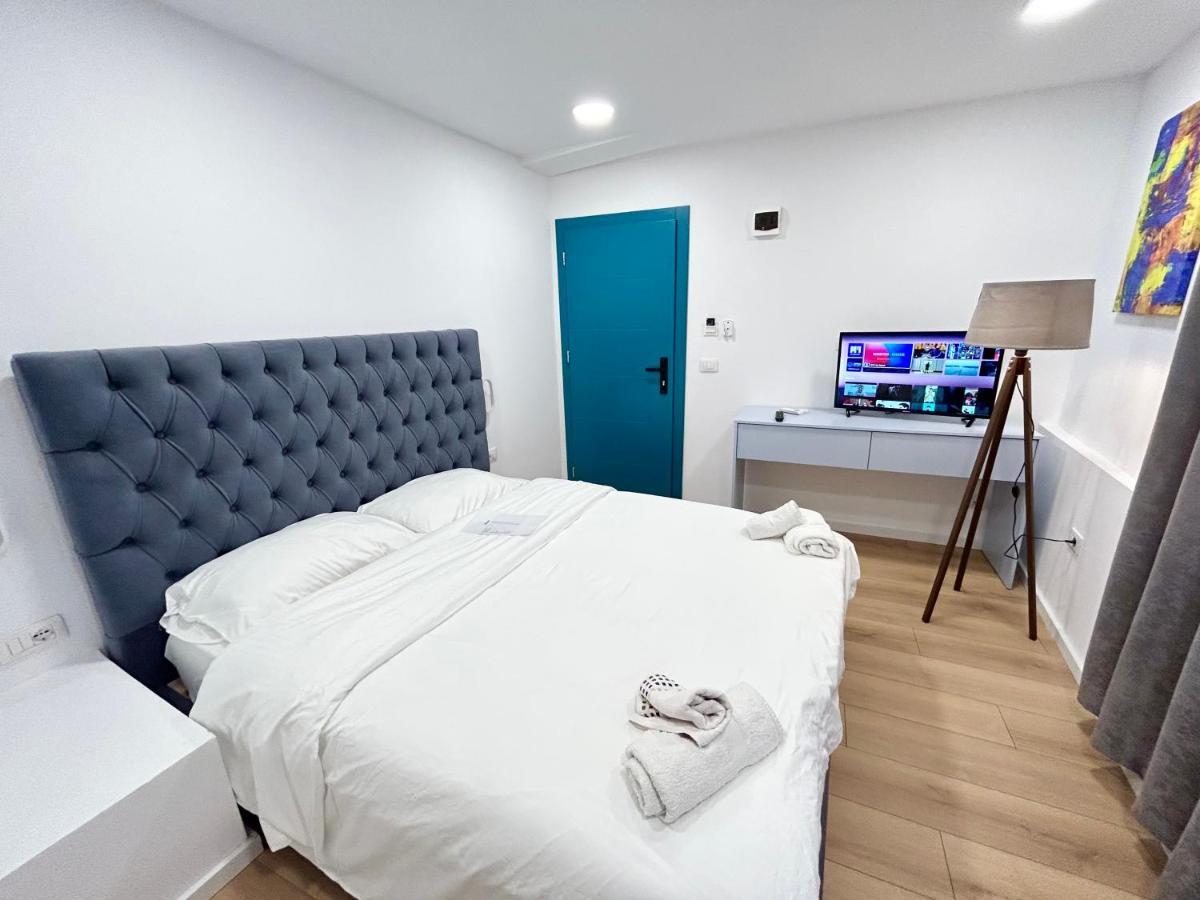Tirana Inn Hotel Bagian luar foto