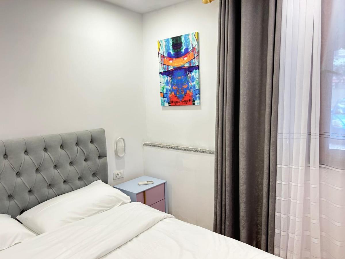 Tirana Inn Hotel Bagian luar foto