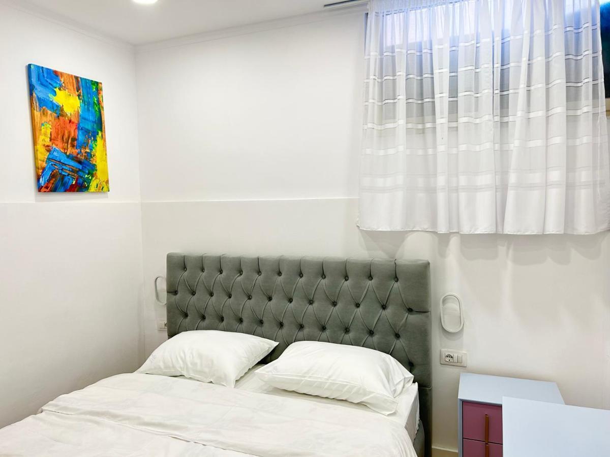Tirana Inn Hotel Bagian luar foto