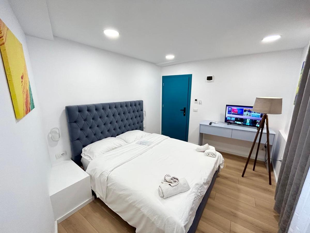 Tirana Inn Hotel Bagian luar foto